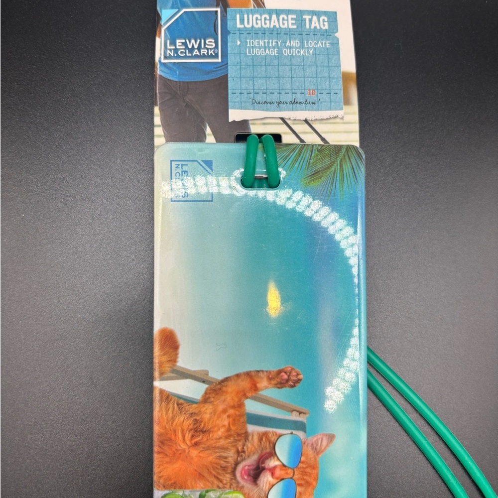 Lewis N. Clark Cat Sunglasses Plastic Luggage Tag Tropical Beach New
